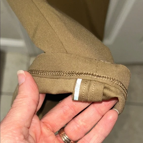 Lululemon Men’s ABC Slim-Fit 5 Pocket Pants in Olive - Picture 14 of 14